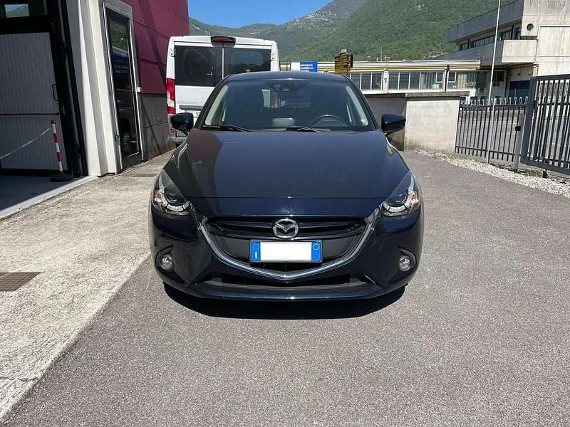 Usata Mazda 2 Exceed 105 CV (77 kW) 2017 Blu/azzurro Utilitaria