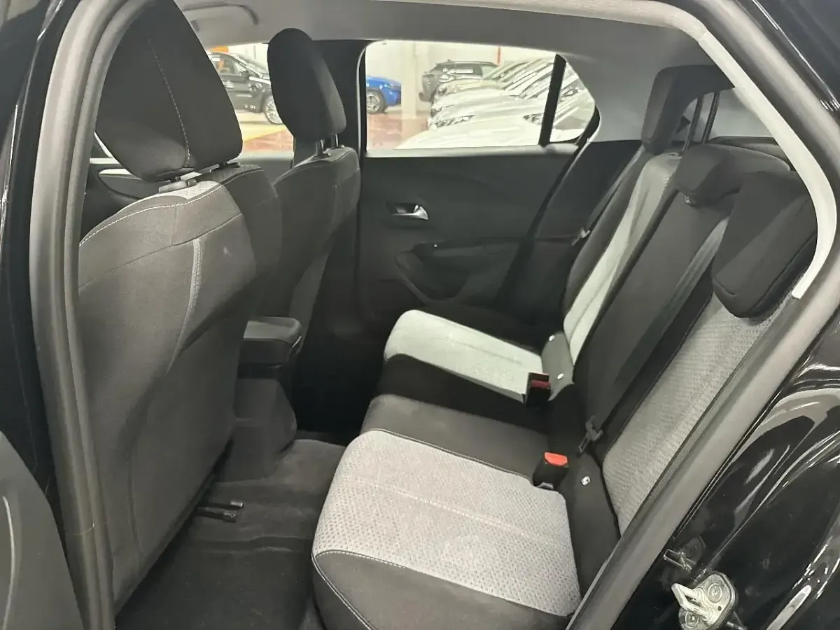 Usata Opel Corsa 75 CV (55 kW) 2024 Nero Utilitaria