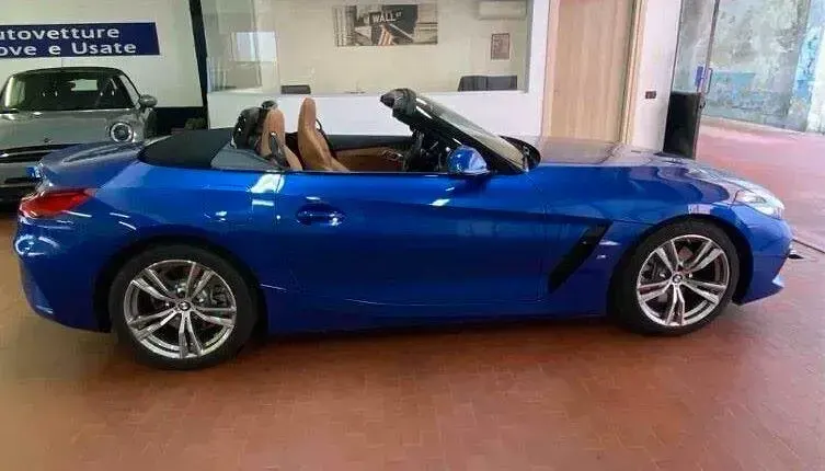 Usado BMW Z4 M Sport 197 HP (144 kW) 2023 Azul Cabrios