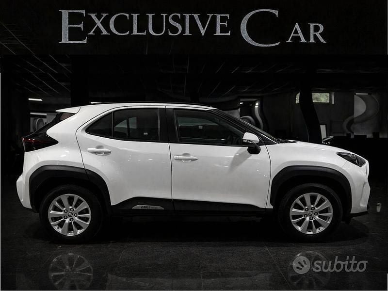 Usata Toyota Yaris Cross Trend 92 CV (67 kW) 2024 Bianco SUV