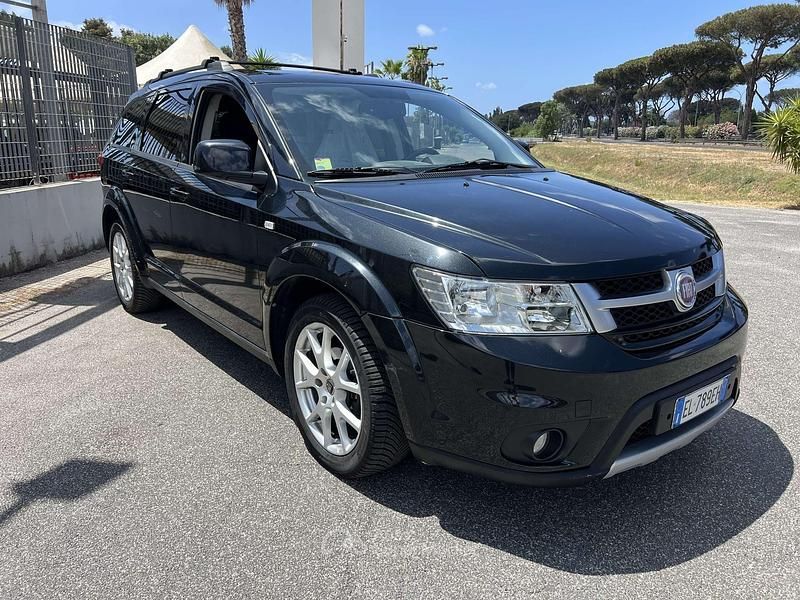 Usata Fiat Freemont Urban 170 CV (125 kW) 2011 Nero SUV