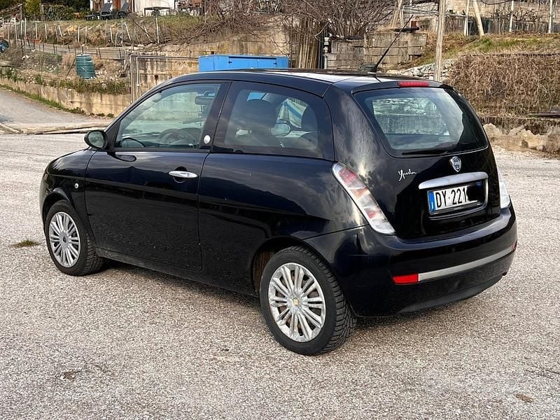 Usata Lancia Ypsilon 77 CV (56 kW) 2009 Utilitaria