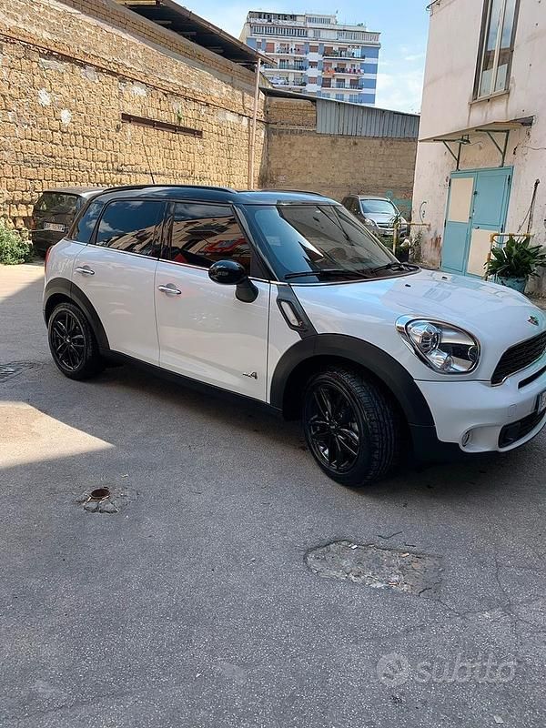 Usata Mini Countryman 2011 Bianco SUV