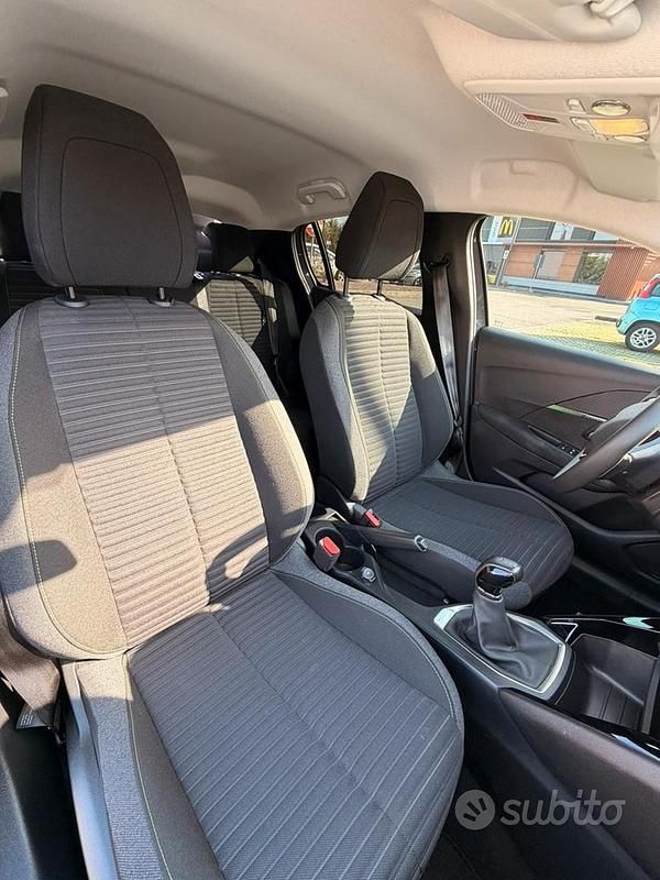 Usata Peugeot 208 75 CV (55 kW) 2024 Grigio Utilitaria