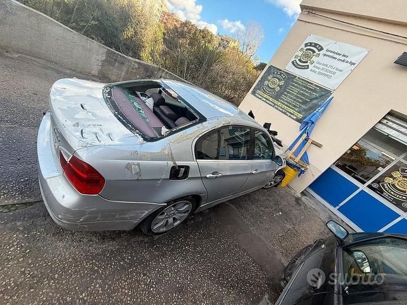 Usata BMW 325 199 CV (146 kW) 2007 Grigio Berlina