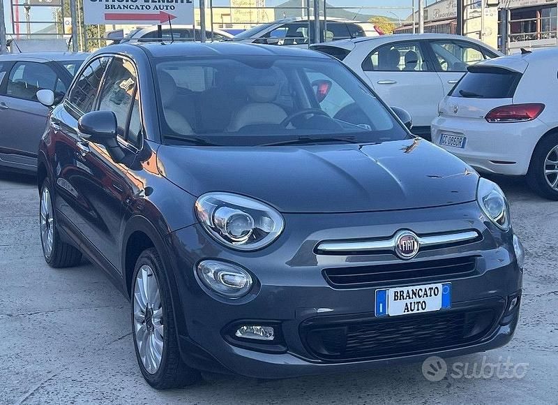 Grigio Usata 2017 Fiat 500X Lounge SUV | 10.500 € (Buon prezzo) - Immagine 1/4