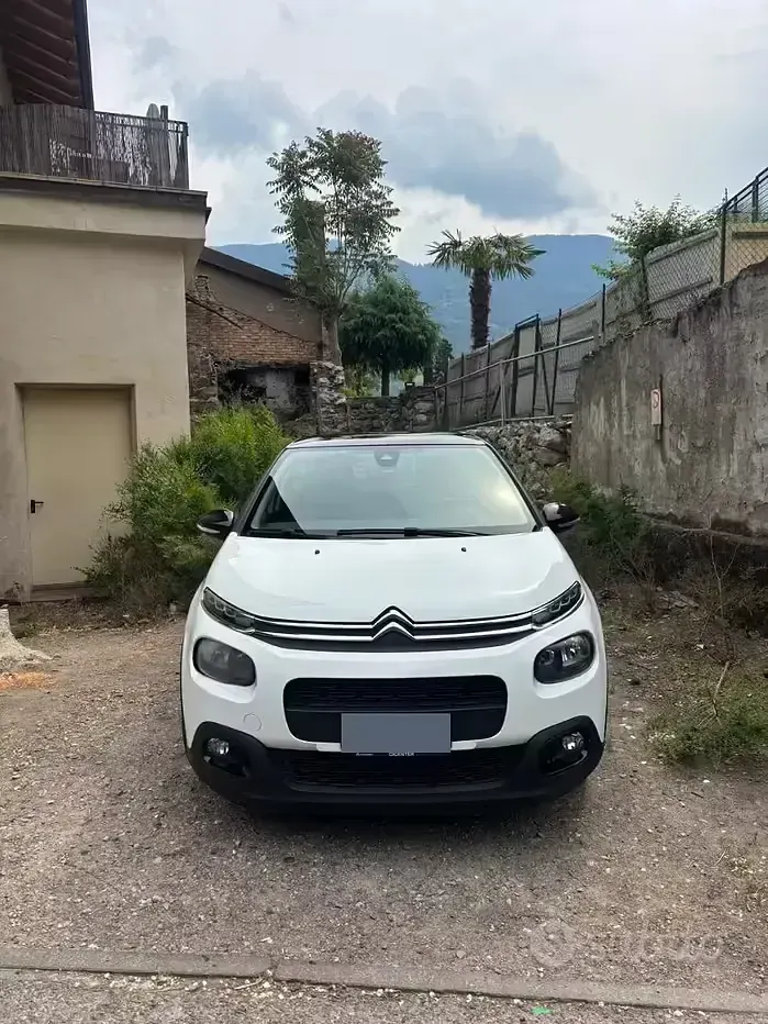 Usata Citroën C3 Shine 75 CV (55 kW) 2017 Bianco Berlina
