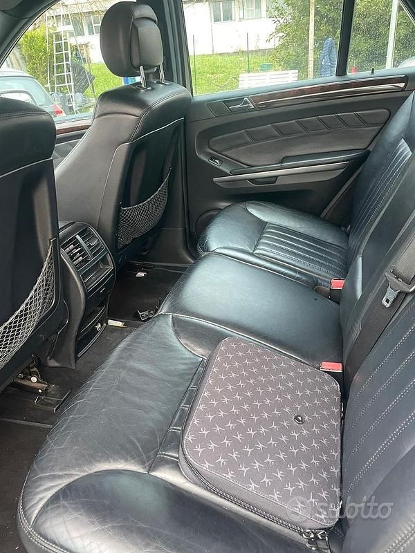 Usata Mercedes ML320 2009 Grigio SUV