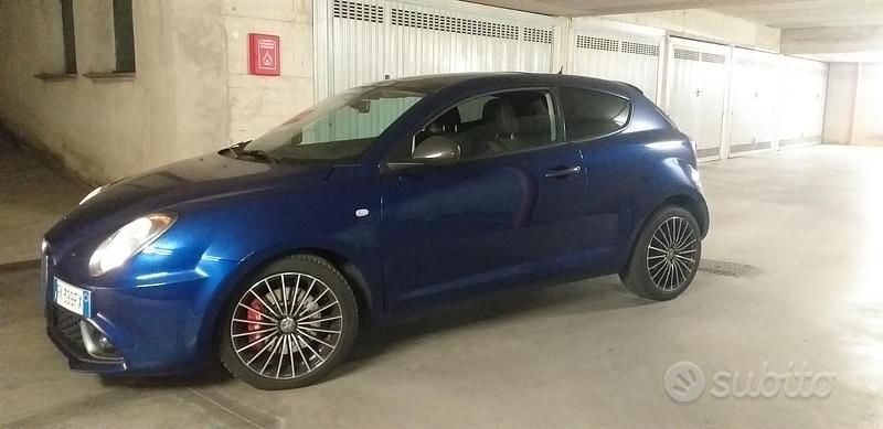 Blu/azzurro Usata 2017 Alfa Romeo MiTo Super Due volumi | 10.300 € (Ottimo prezzo) - Immagine 1/4