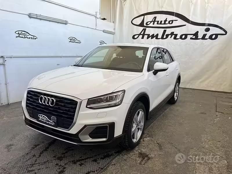 Usata Audi Q2 Design 116 CV (85 kW) 2020 Bianco SUV