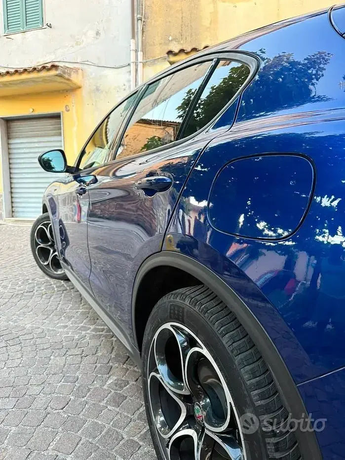 Usata Alfa Romeo Stelvio Sprint 190 CV (139 kW) 2020 Bluazzurro SUV