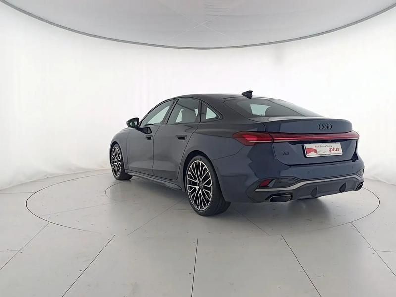 Nuova Audi A5 Ambiente 204 CV (150 kW) 2025 Blu firmamento metallizzato Berlina