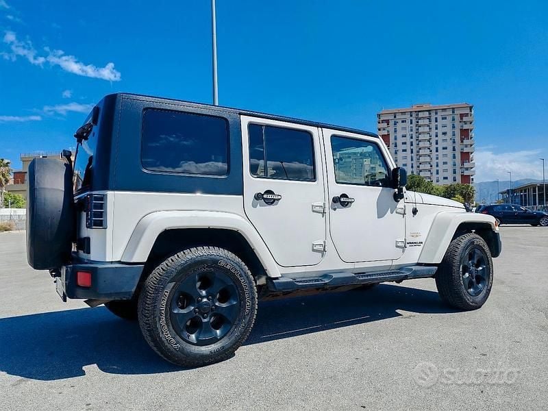 Usata Jeep Wrangler Sahara 177 CV (130 kW) 2010 SUV