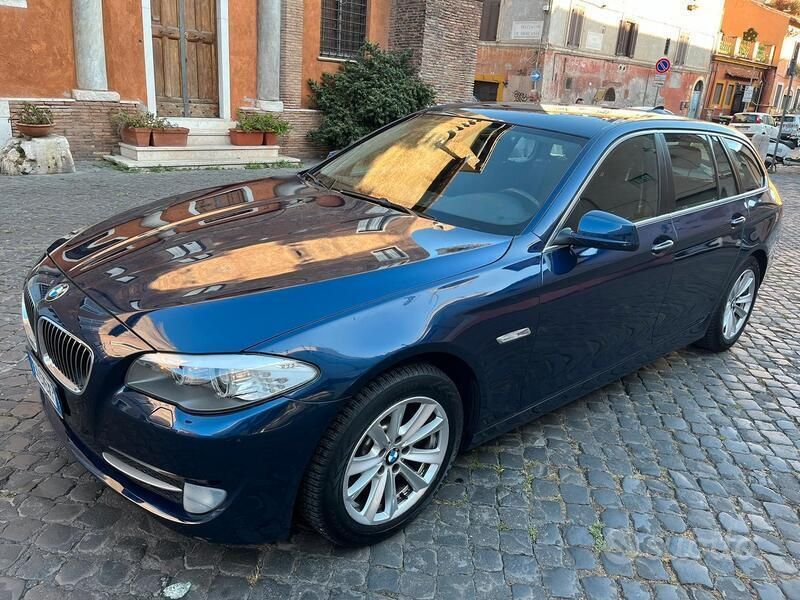 Usata BMW 520 184 CV (135 kW) 2012 Blu/azzurro Station wagon