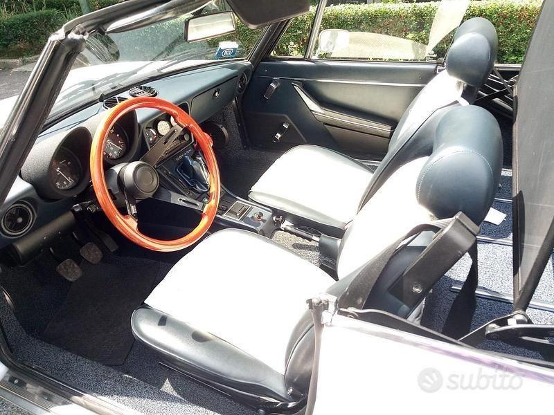 Usata 1983 Alfa Romeo Spider Cabrio | 22.200 € - Immagine 1/4