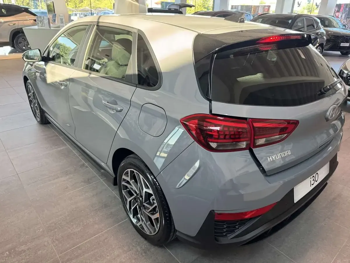 Nuova Hyundai i30 N Line 116 CV (85 kW) 2026 Grigio Berlina