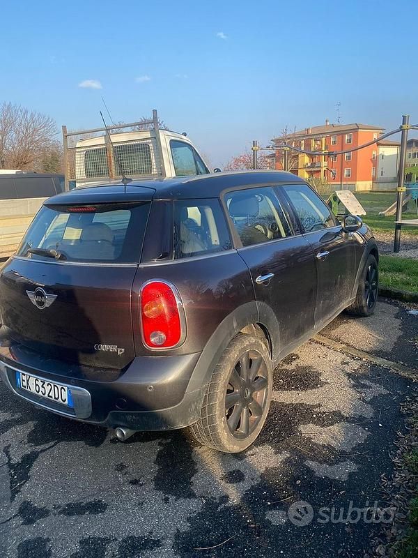 Usata Mini Cooper D Countryman 111 CV (81 kW) 2011 Nero SUV