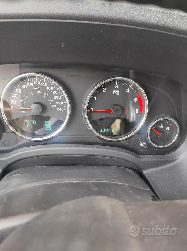 Usata Jeep Compass 2012 Grigio SUV