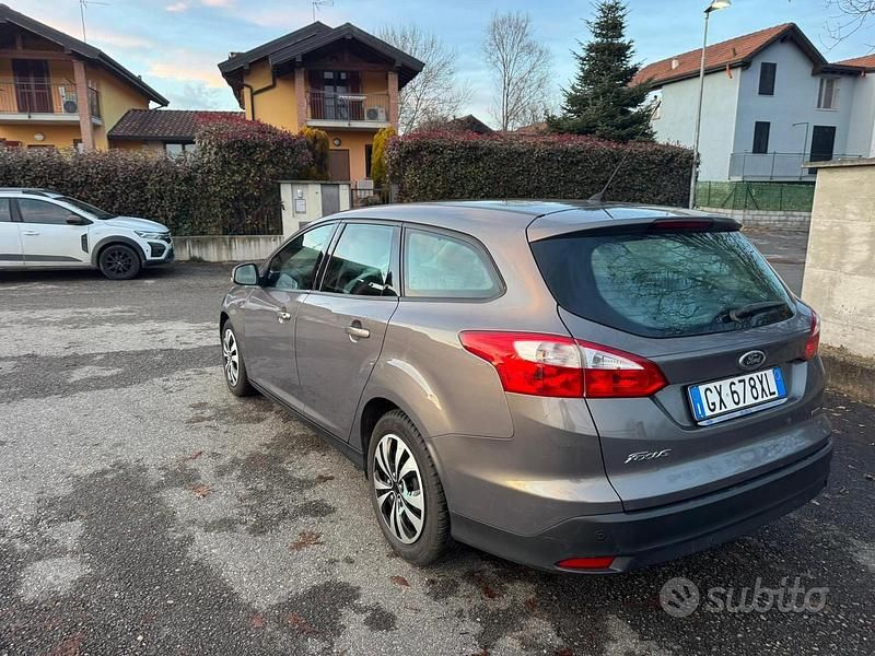 Usata Ford Focus 2013 Marrone Station wagon