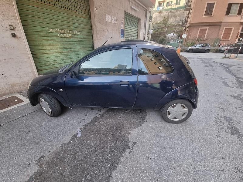Usata Ford Ka 60 CV (44 kW) 2002 Blu Utilitaria