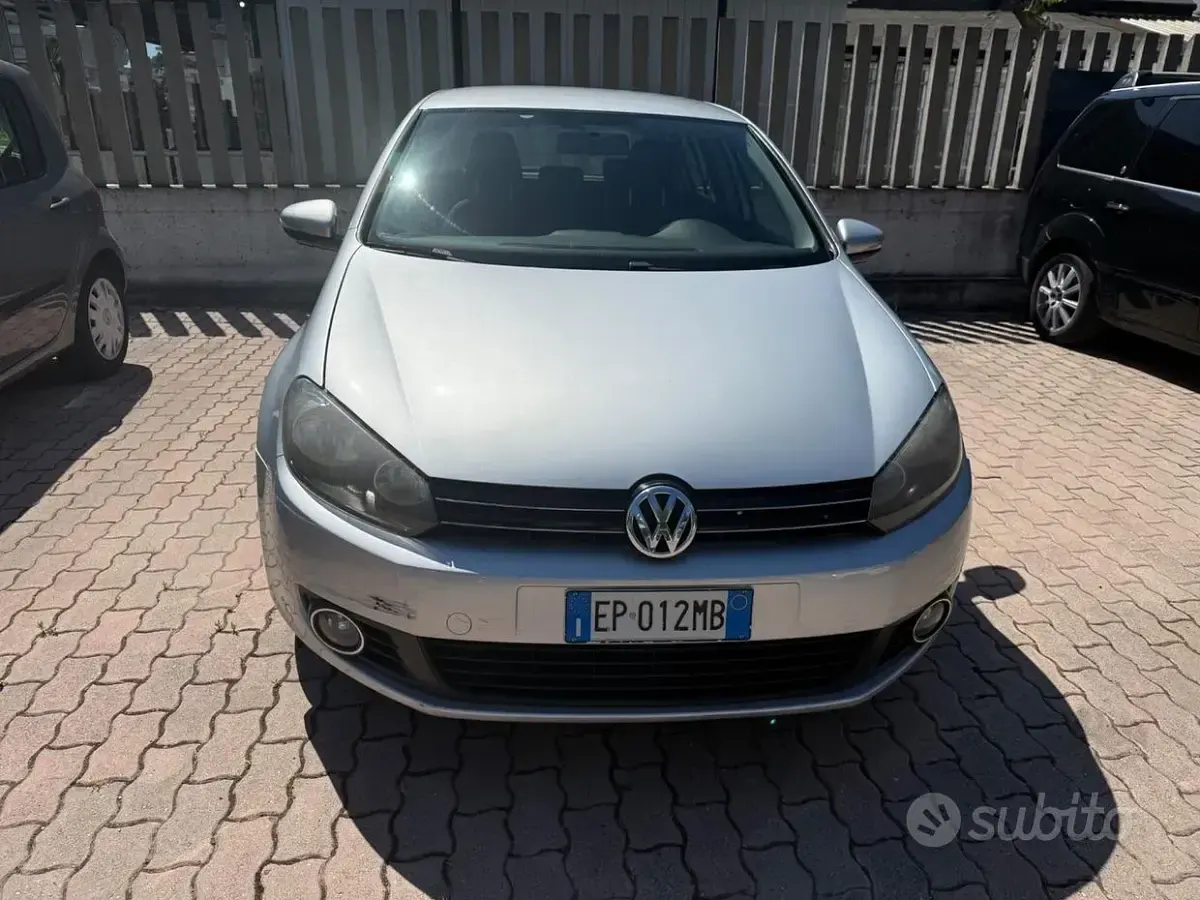 Usata VW Golf VII Comfortline 105 CV (77 kW) 2012 Grigio Berlina