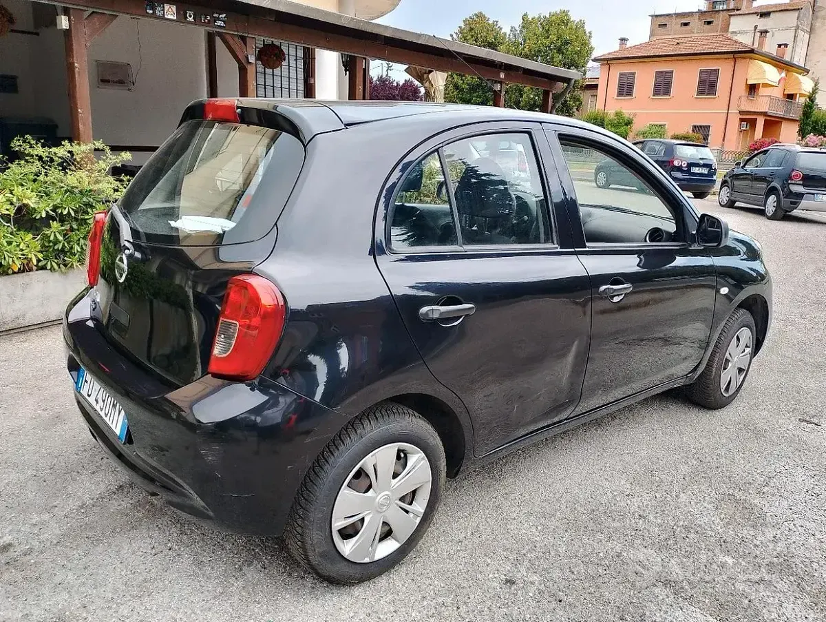 Usata Nissan Micra 2016 Nero Utilitaria