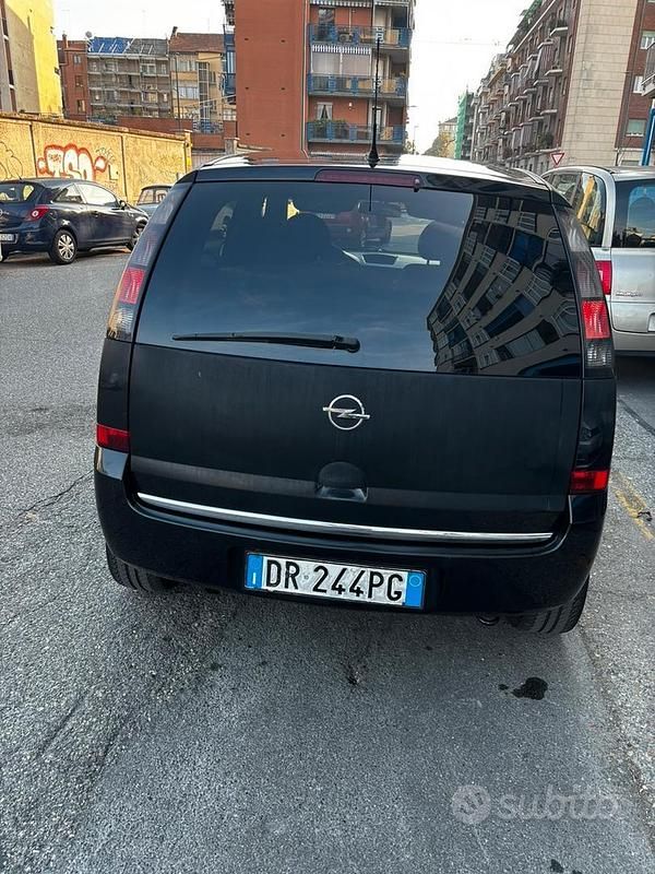 Usata Opel Meriva 90 CV (66 kW) 2008 Nero Monovolume