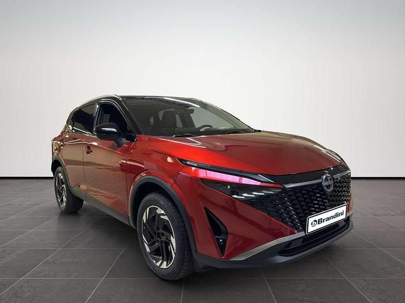 Nuova Nissan Qashqai N-Connecta 140 CV (102 kW) 2026 Fuji sunset red/black SUV