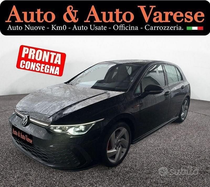 Nero Usata 2022 VW Golf VIII GTI Tre volumi | 28.500 € (Ottimo prezzo) - Immagine 1/4