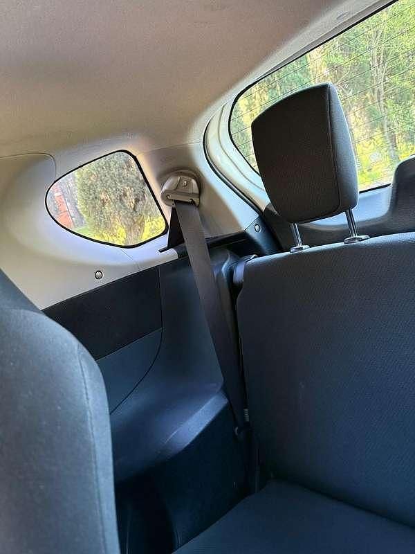 Usata Toyota iQ Active 68 CV (50 kW) 2013 Bianco Utilitaria