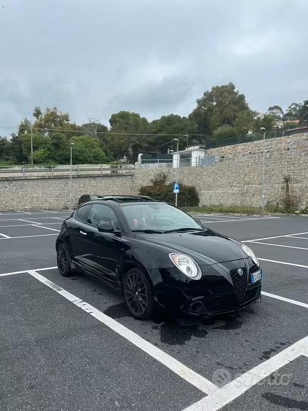 Gebraucht Alfa Romeo MiTo 85 PS (62 kW) 2013 Schwarz Kleinwagen