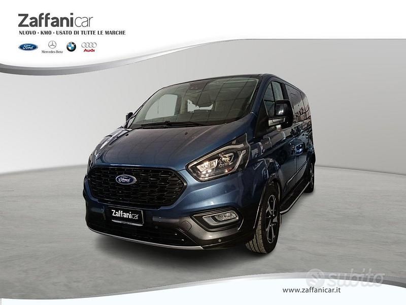 Usata Ford Tourneo Active 185 CV (136 kW) 2021 Blu Monovolume