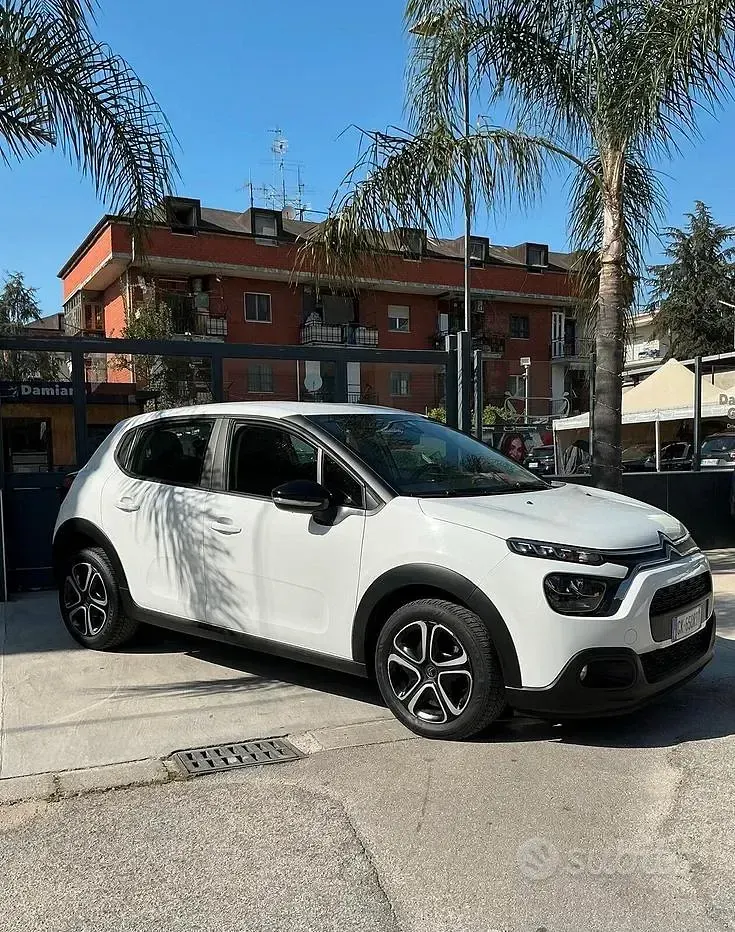 Usata Citroën C3 Feel 102 CV (75 kW) 2022 Other Utilitaria
