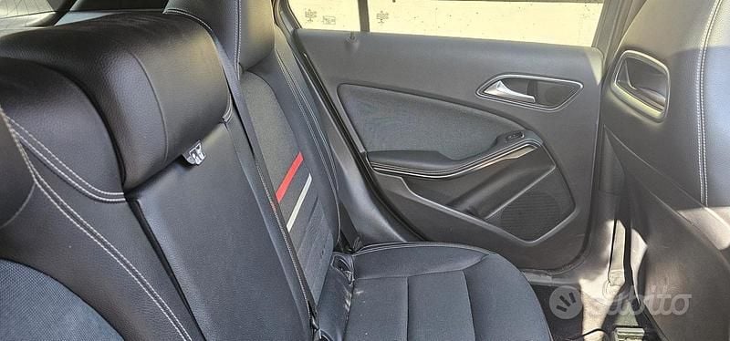 Usata Mercedes A200 Edition 136 CV (100 kW) 2015 Grigio Berlina