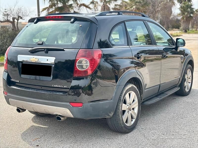 Usata Chevrolet Captiva LS 150 CV (110 kW) 2007 Nero SUV