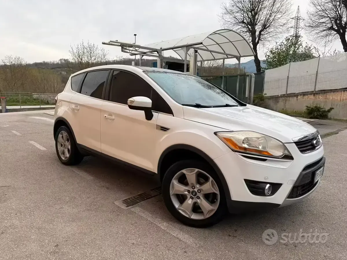 Occasion Ford Kuga Titanium 136 ch (100 kW) 2008 Blanc SUV