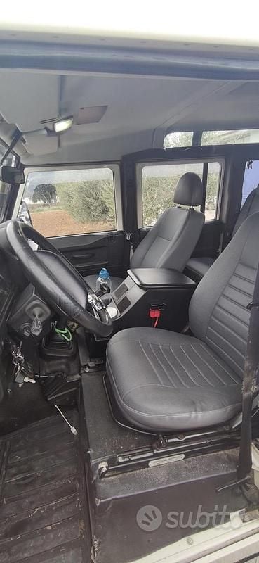 Usata Land Rover Defender 2009 Bianco Berlina