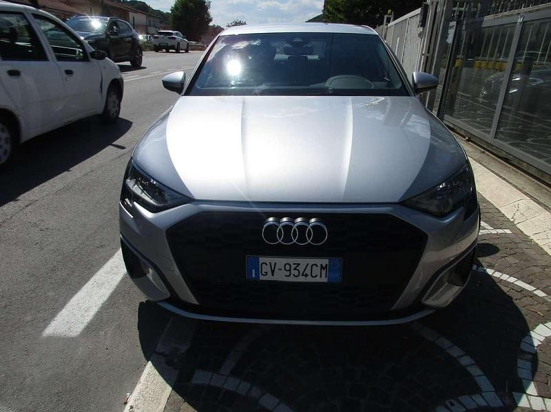 Brugt Audi A3 Business 116 HK (85 kW) 2022 Sølv Sedan