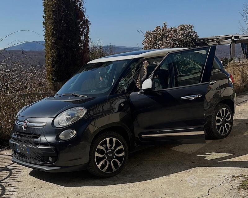 Usata 2014 Fiat 500L Monovolume | 8500 € (Molto cara) - Immagine 1/1