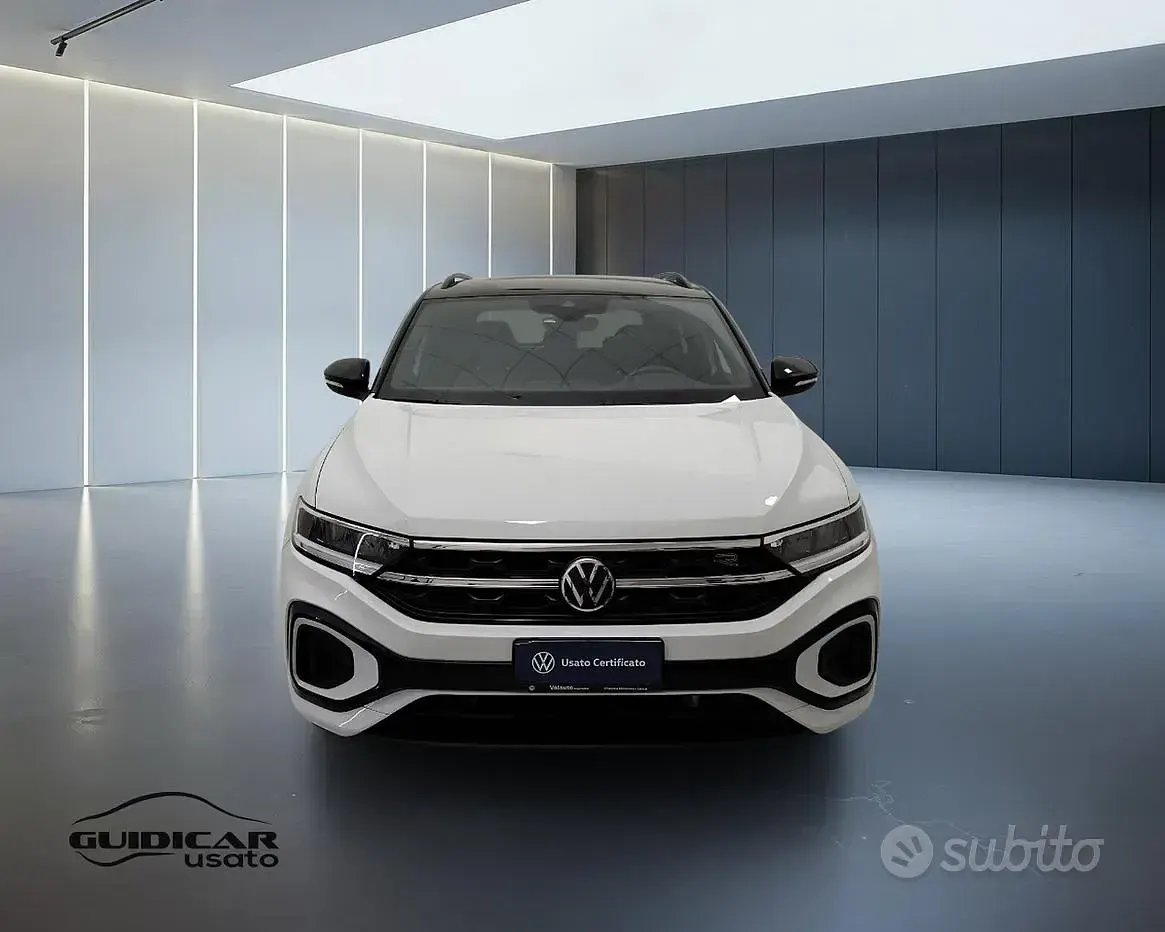 Usata VW T-Roc R-line 150 CV (110 kW) 2024 Bianco SUV