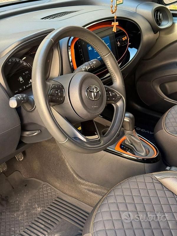Usata Toyota Aygo X Edition 72 CV (52 kW) 2022 SUV