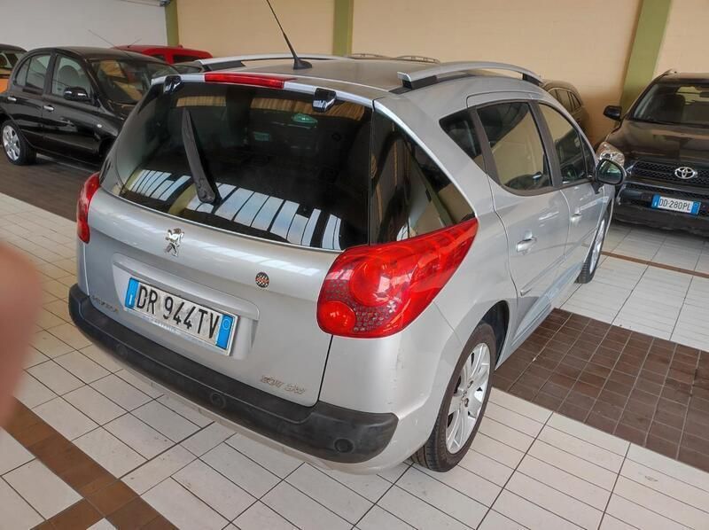 Usata Peugeot 207 120 CV (88 kW) 2009 Argento Station wagon