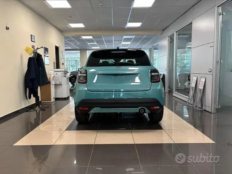 Nuova Fiat 600 110 CV (80 kW) 2026 Bluazzurro SUV