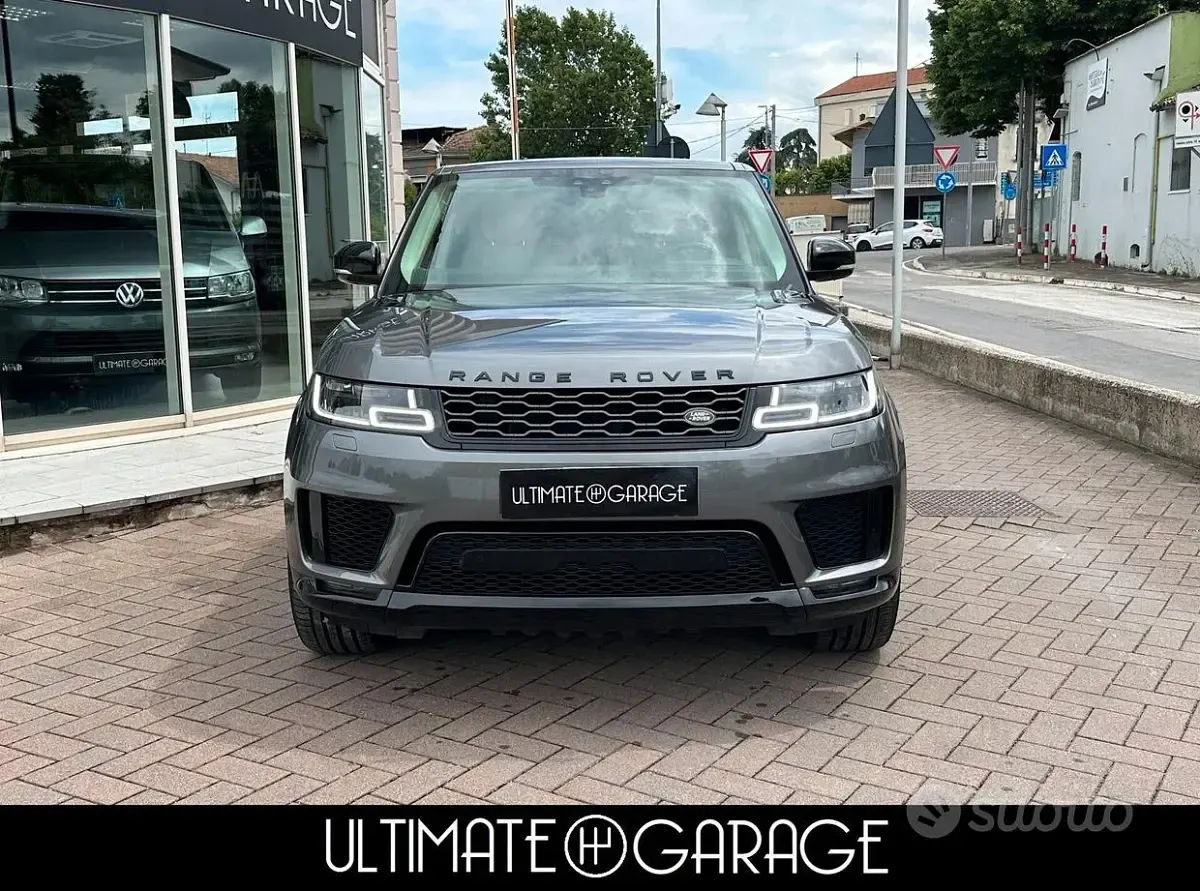 Second-hand Land Rover Range Rover Sport HSE Dynamic 249 CP (183 kW) 2019 Gri SUV