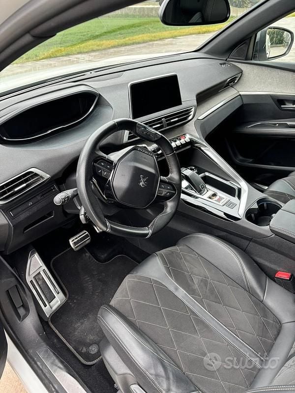 Usata Peugeot 3008 2019 Bianco SUV