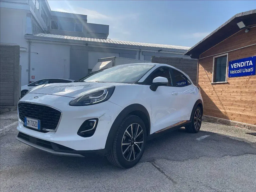 Usata Ford Puma Titanium S 125 CV (91 kW) 2023 Bianco pastello SUV