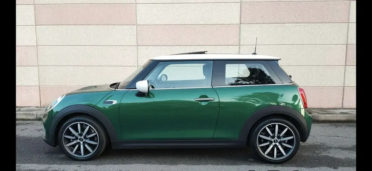 Usata Mini Cooper 136 CV (100 kW) 2021 Verde Utilitaria