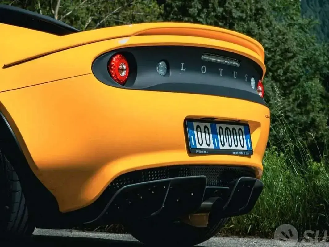 Usata Lotus Elise 243 CV (178 kW) 2022 Giallo Cabrio