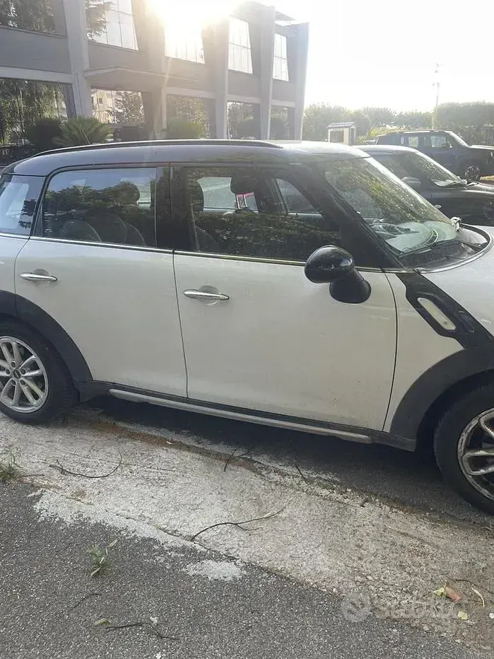 Occasion Mini Cooper D 111 ch (81 kW) 2016 Blanc Citadine