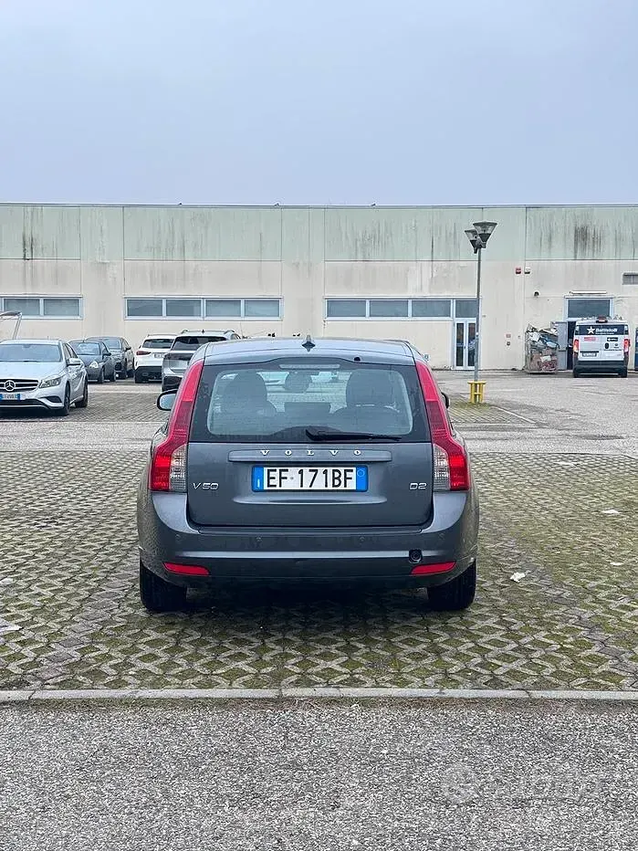 Occasion Volvo V50 115 PK (84 kW) 2010 Grijs Stationwagen